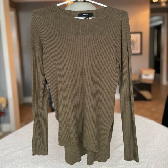 Forever 21 Sweaters - Olive green sweater